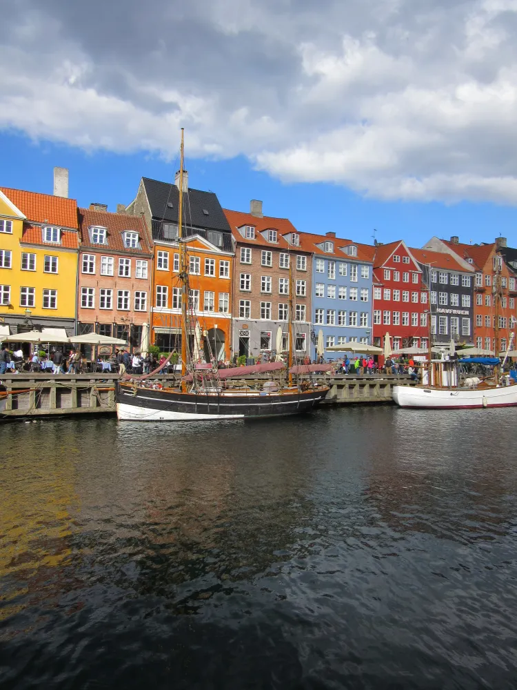 Nyhavn: Hafen und ältestes Vergnügungsviertel in Kopenhagen (Dänemark)