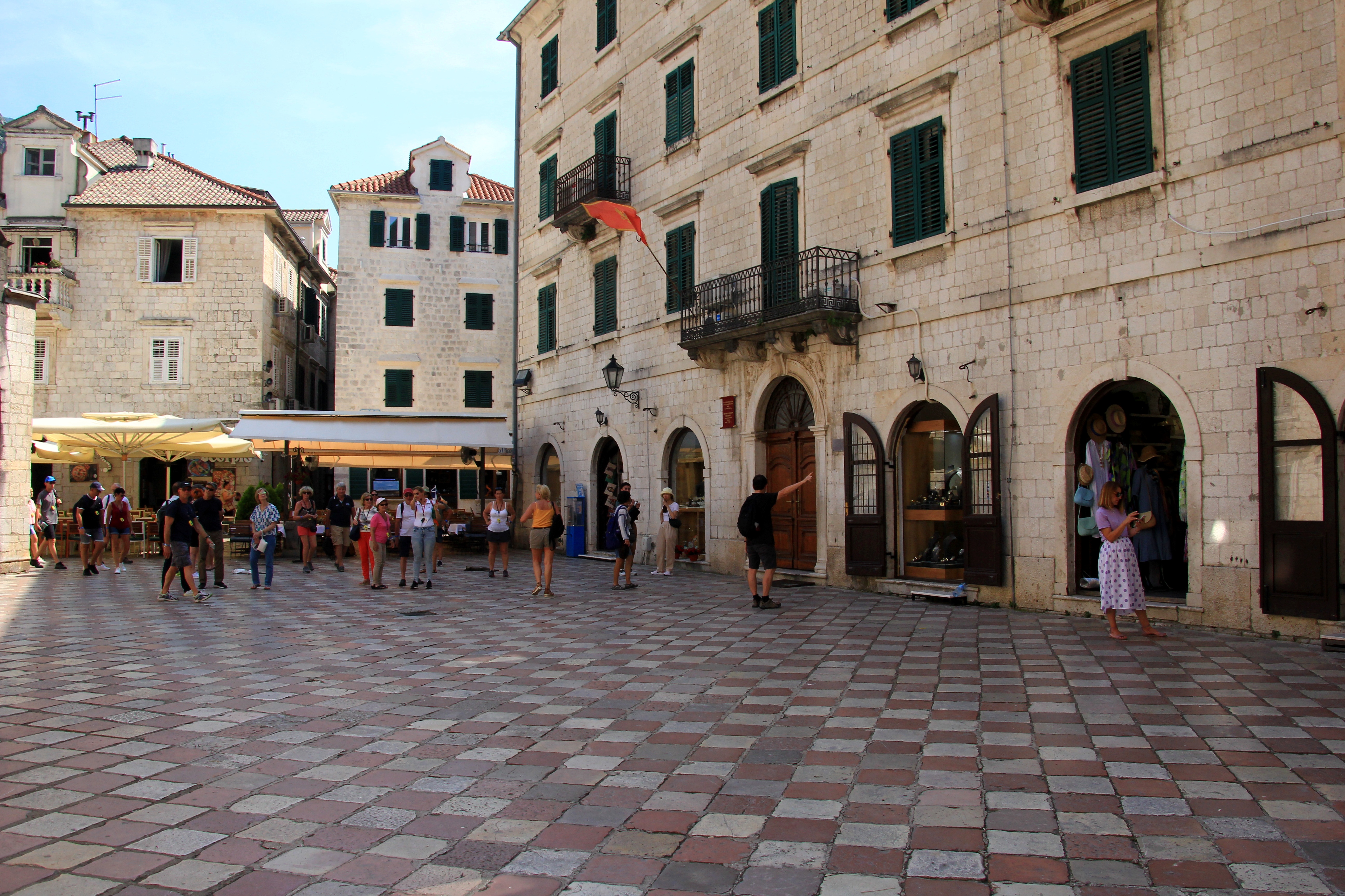 Der geheimnisvolle Reiz von Kotor: Legenden und Überlieferungen über Montenegros verstecktes Juwel