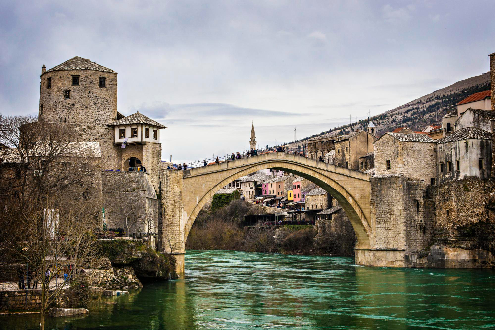 Der Zauber von Mostar: Legenden und Geheimnisse einer jahrhundertealten Stadt