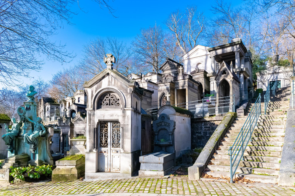 Der Friedhof Père Lachaise: Ein Ort voller Geschichte und gruseliger Geheimnisse