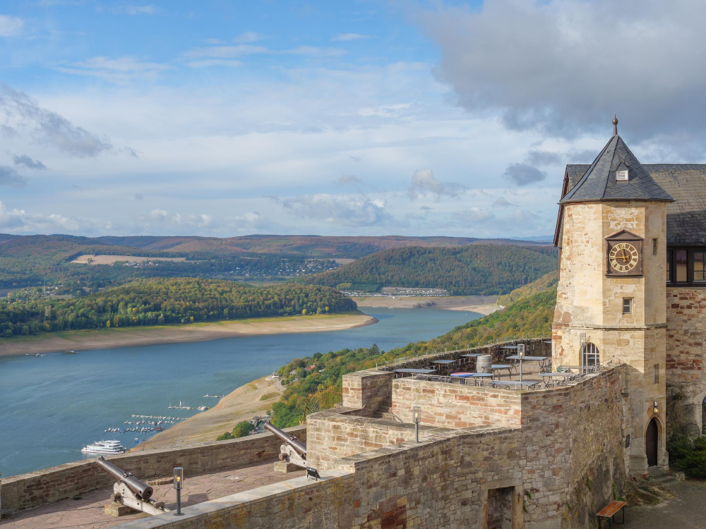 Geheimnisse und Legenden: Schloss Waldeck – Eine Reise durch die Jahrhunderte