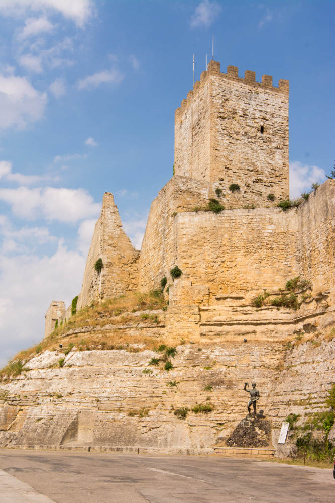 Castello di Lombardia in Enna – Siziliens majestätische Festung mit einer bewegten Geschichte