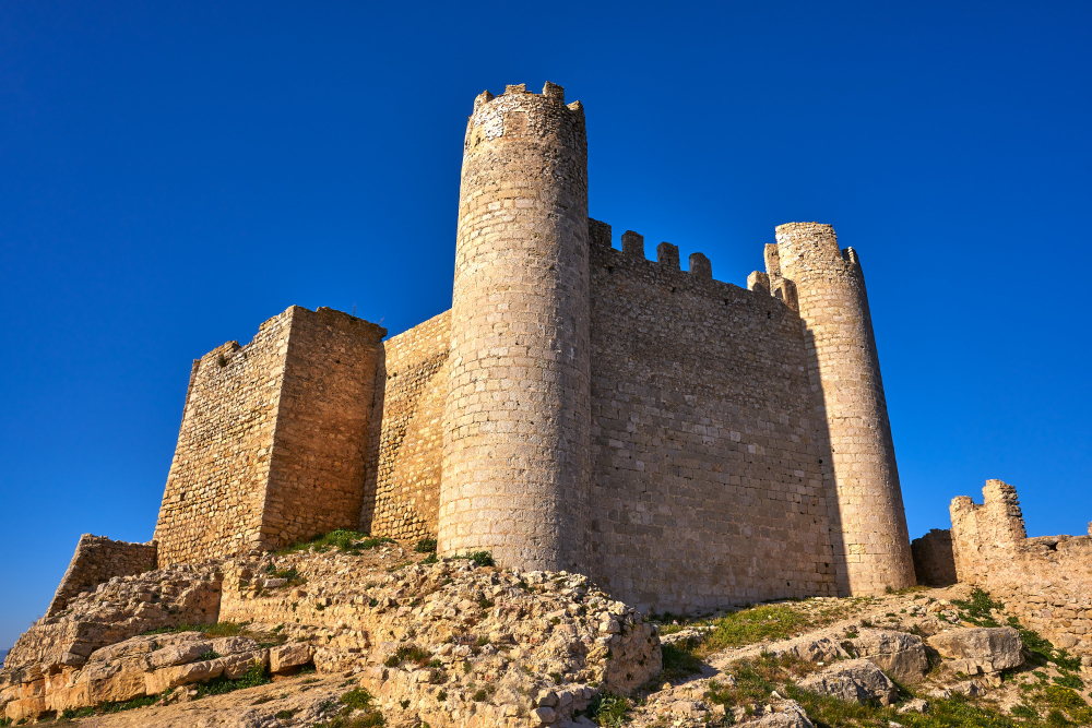 Die Templerburg von Xivert: Wo maurische Mauern, Ritterorden und Legenden mit Blick auf das Mittelmeer aufeinandertreffen